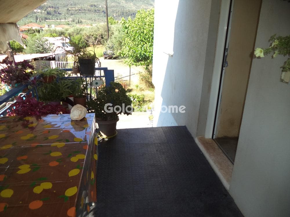 House in Center, Akrata — Photo 11 of 13
