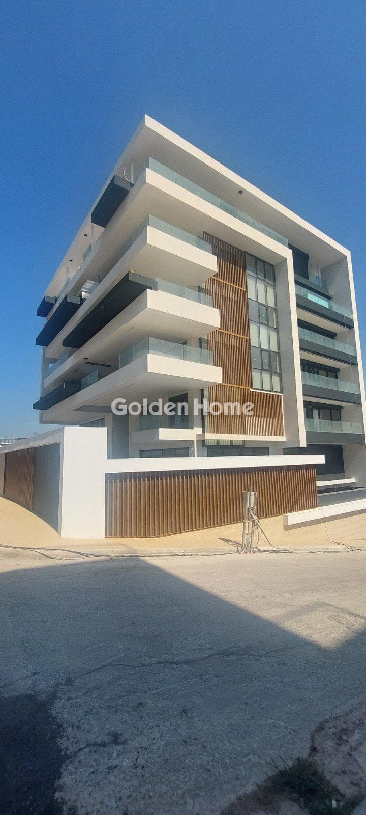 Apartment in Lathouriza, Vari - Varkiza — Photo 1 of 9