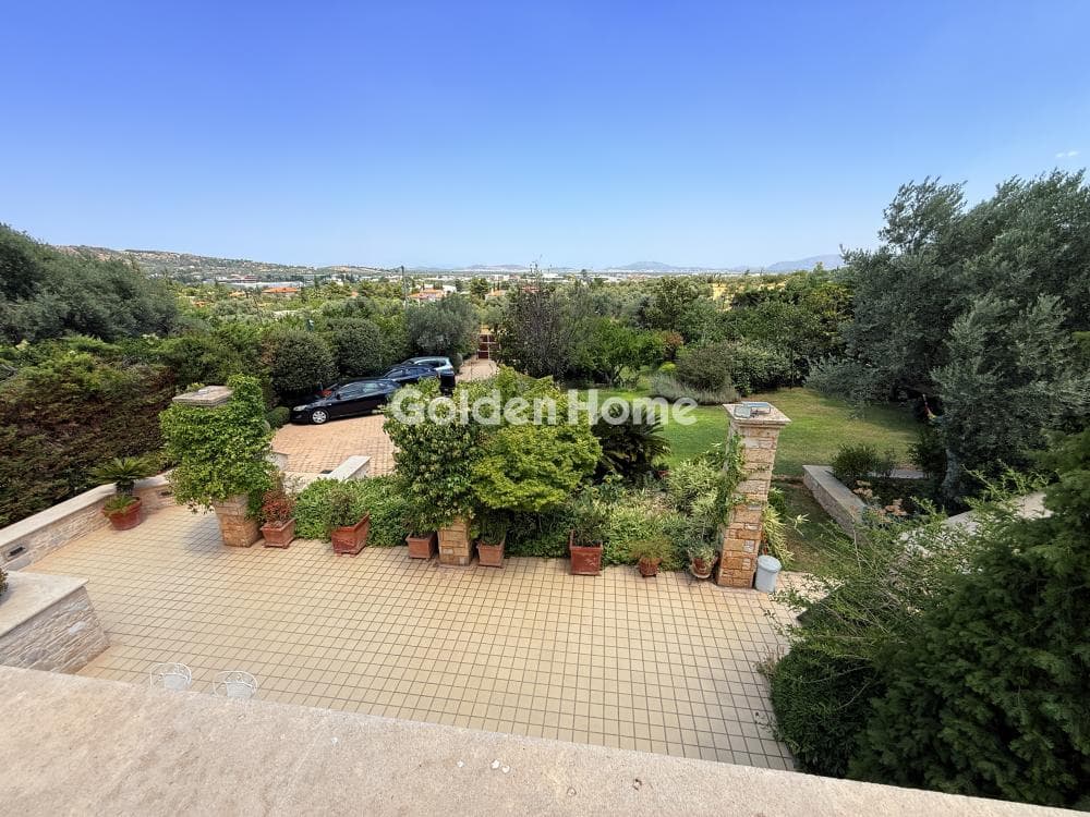 House in Center, Koropi — Photo 35 of 37