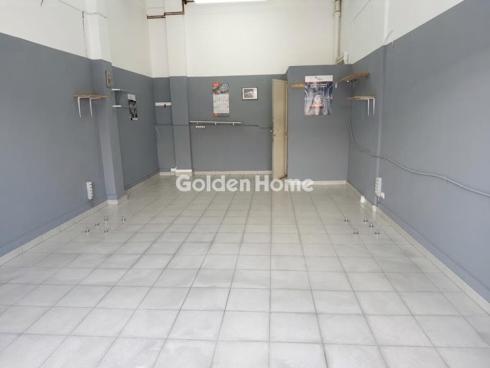 Κατάστημα στην Άνω Γλυφάδα, Γλυφάδα — Φωτογραφία 1 από 3