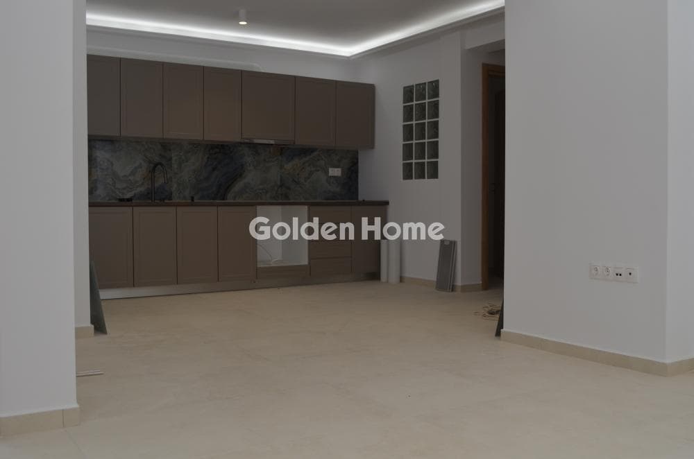 Apartment in Ampelakia, Alimos — Photo 2 of 18