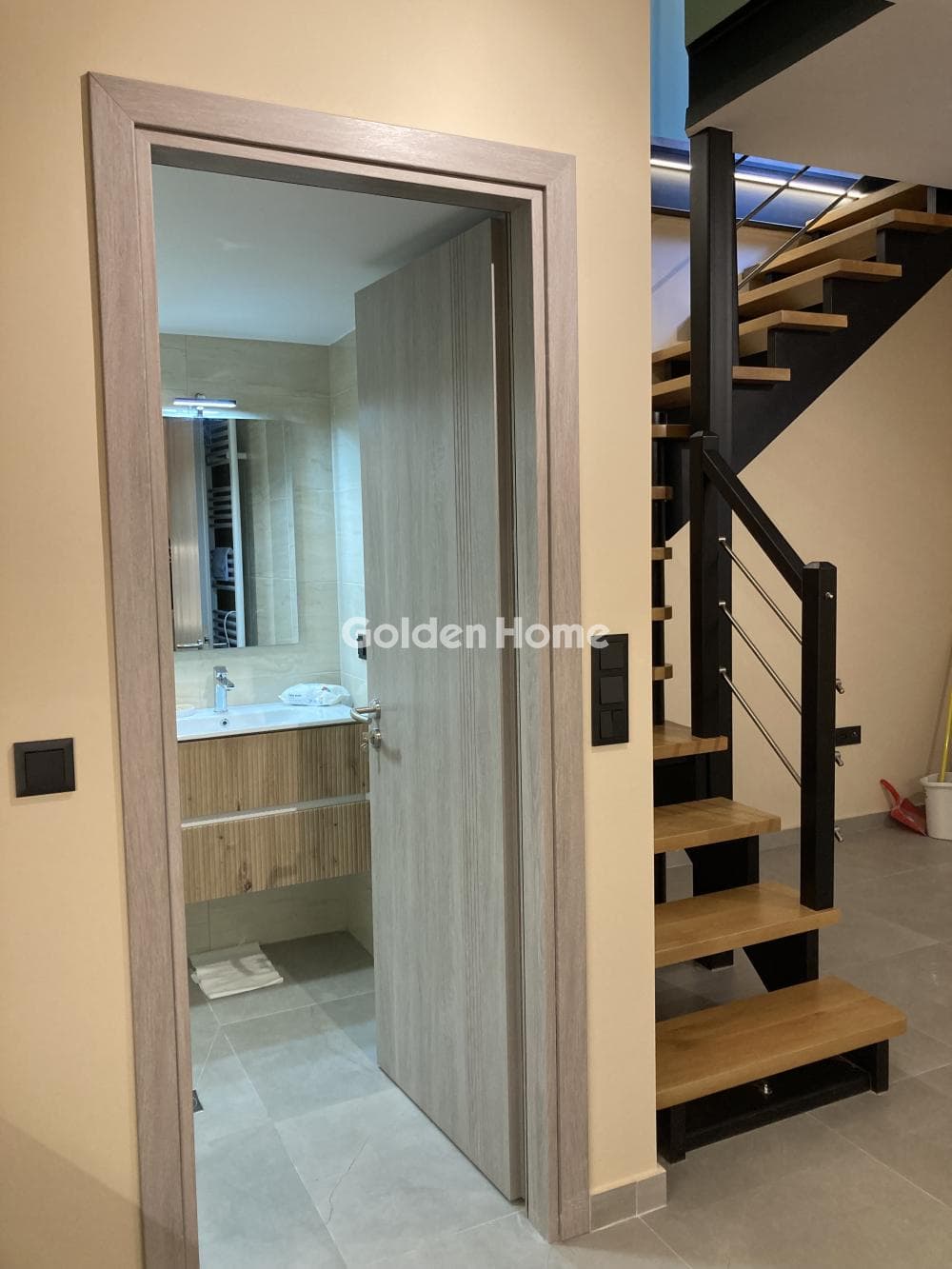 Apartment in Diilistiria, Piraeus — Photo 12 of 13
