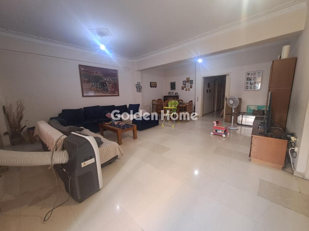 Apartment in Lofos Filaretou, Kalithea — Photo 1 of 25