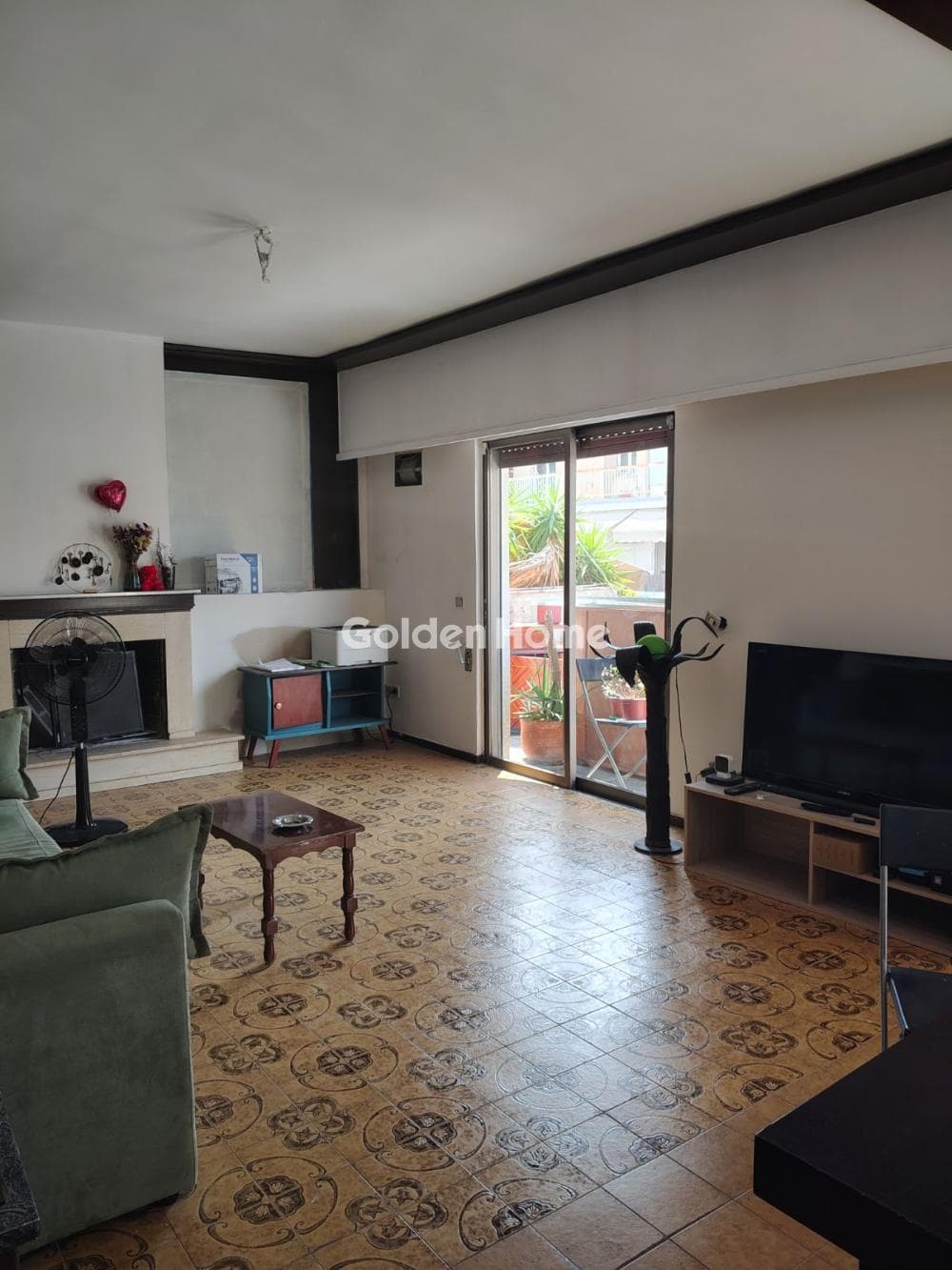 Apartment in Politechnioupoli, Zografou — Photo 2 of 11