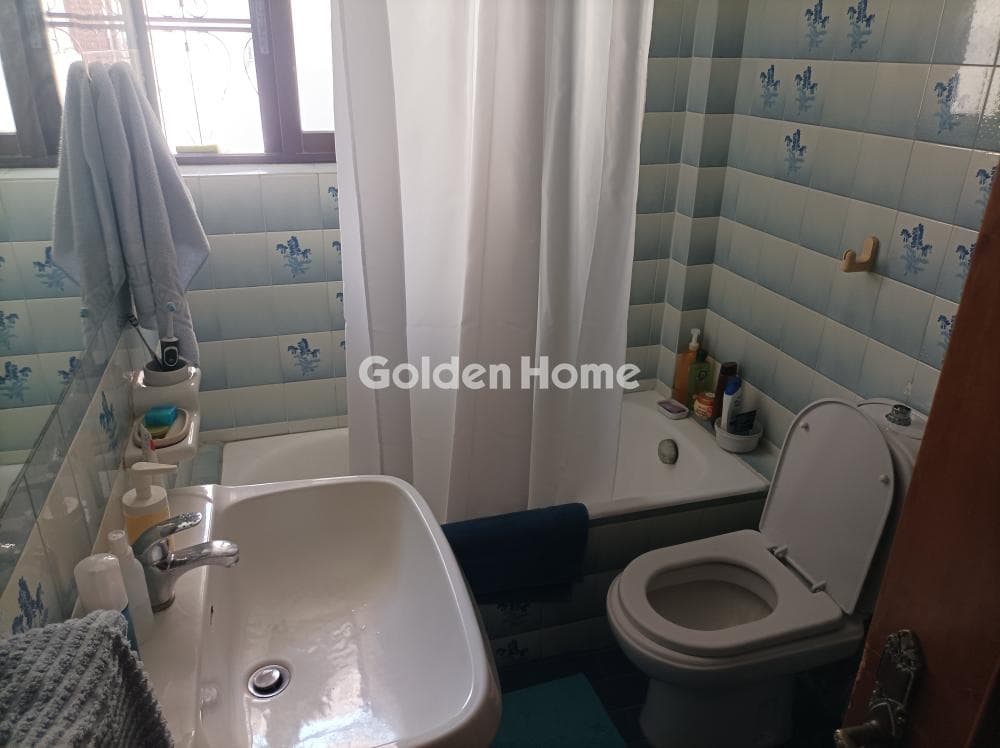 Apartment in Maniatika, Piraeus — Photo 8 of 9