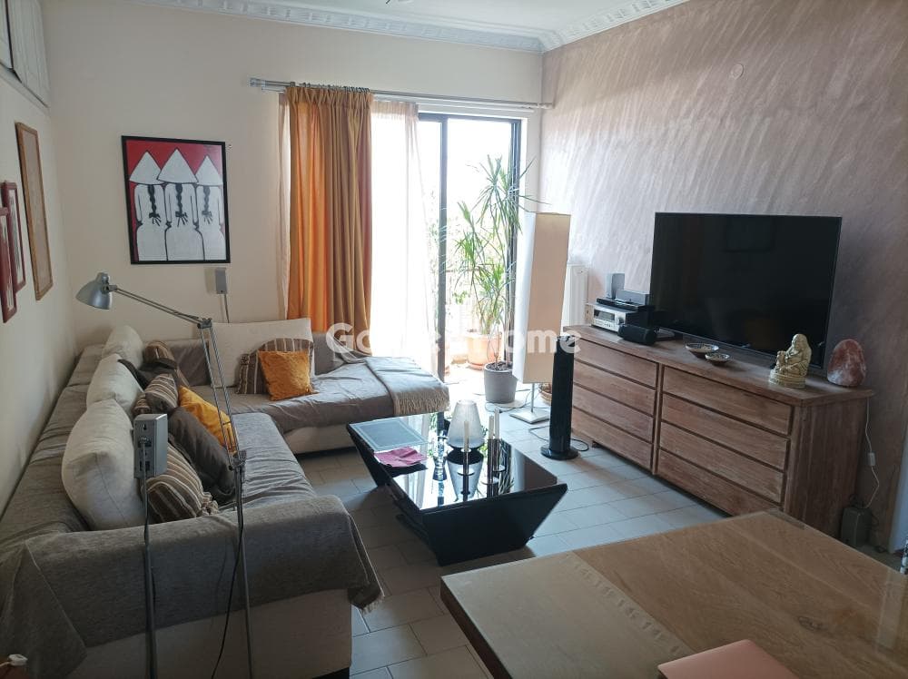 Apartment in Maniatika, Piraeus — Photo 1 of 9