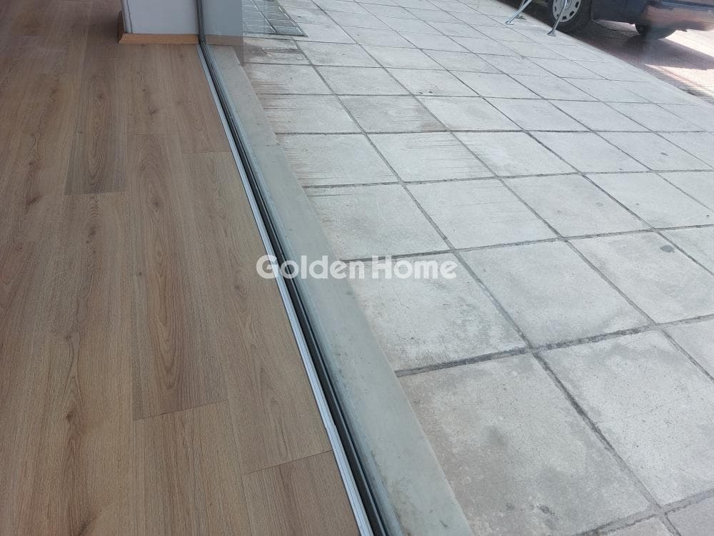 Retail Store in Politeknon, Ilion — Photo 13 of 17