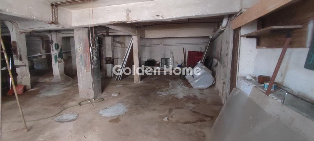 Retail Store in Center, Dafni — Photo 5 of 13
