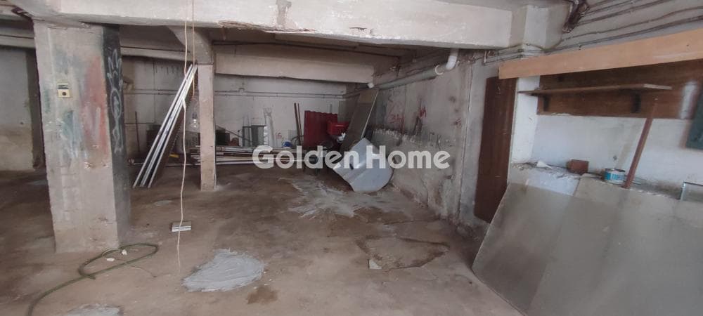 Retail Store in Center, Dafni — Photo 12 of 13
