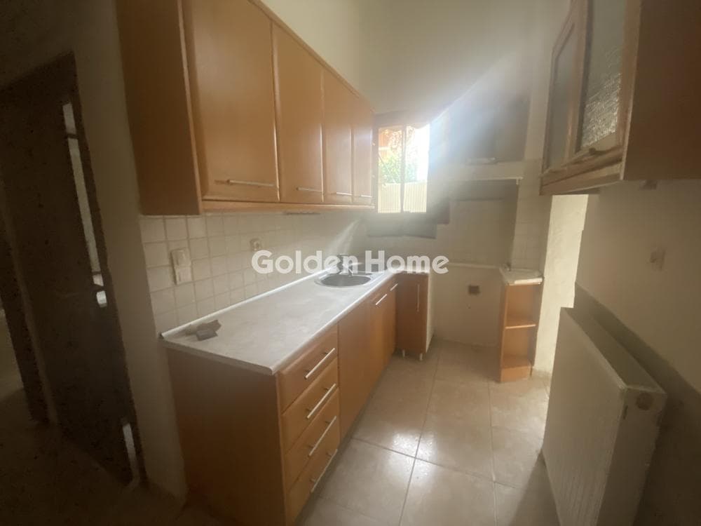 Apartment in Evaggelistria, Nikaia — Photo 7 of 13