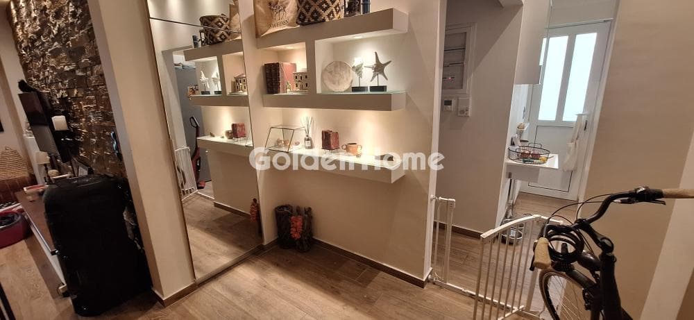 Apartment in Plateia Ntavari, Palaio Faliro — Photo 7 of 21