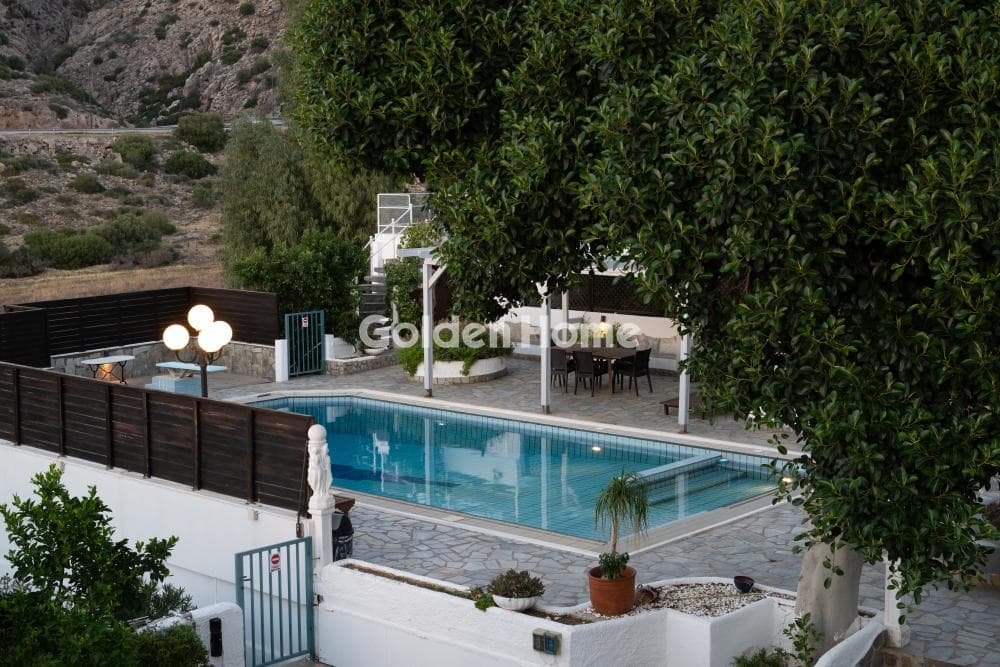 House in Thimari, Palaia Fokaia — Photo 32 of 44