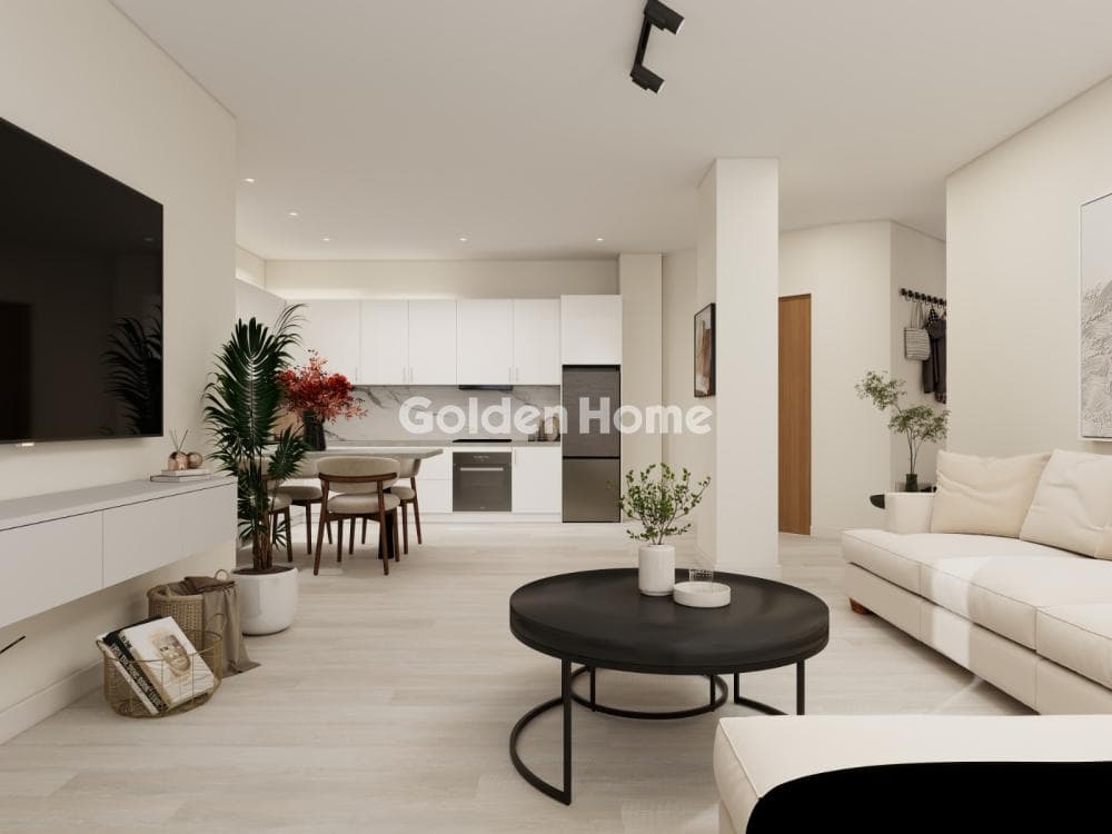 Apartment in Platia Koumoundourou, Kentro — Photo 4 of 16
