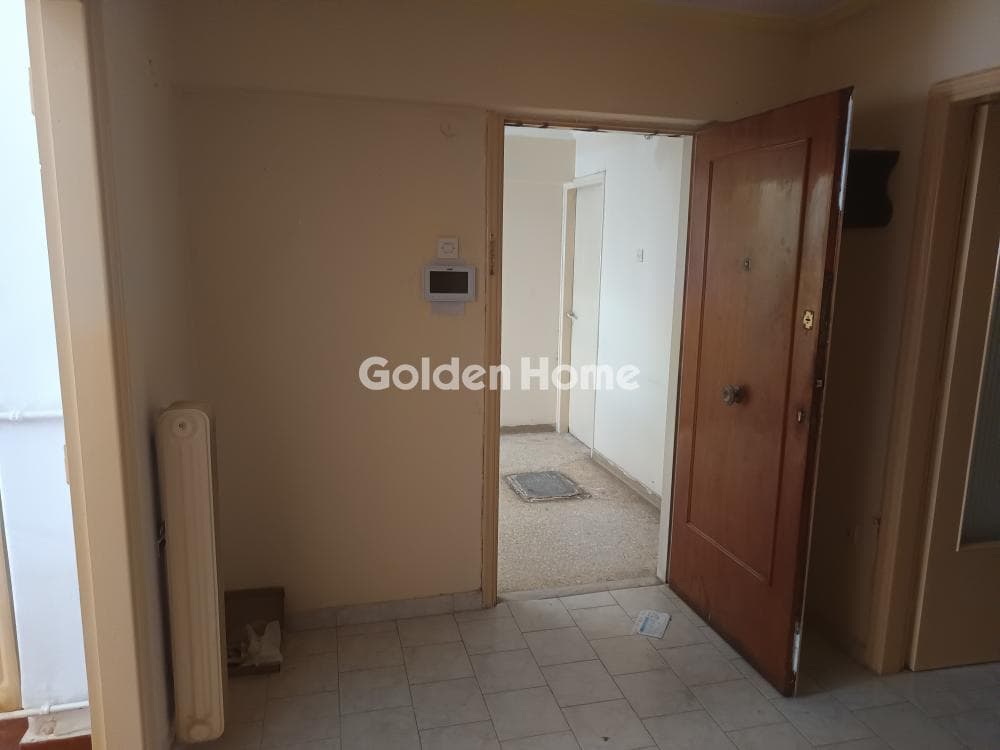 Apartment in Platia Kipselis, Kipseli — Photo 2 of 19