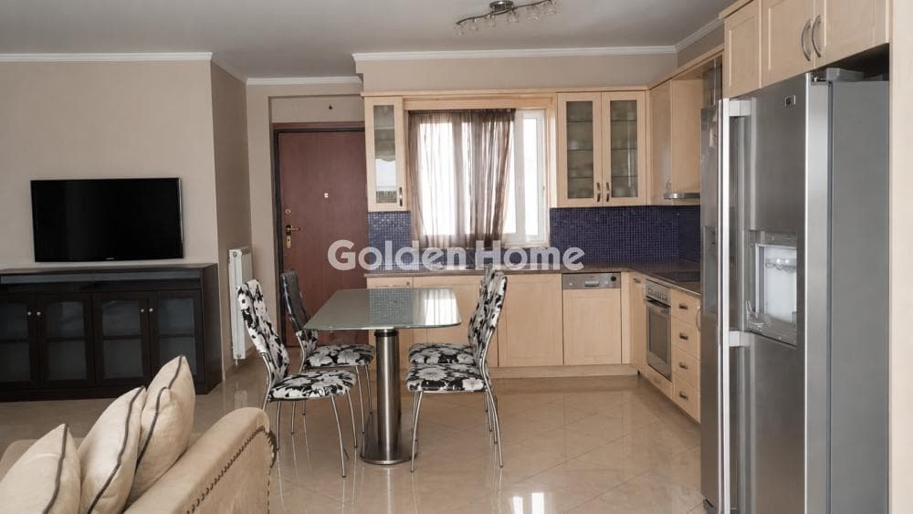 Apartment in Kokkinia, Nikaia — Photo 1 of 13
