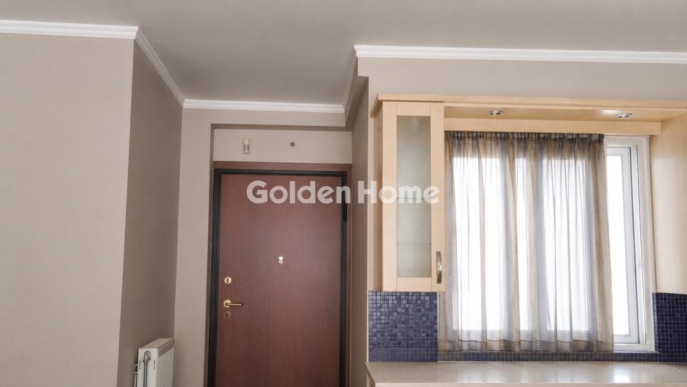 Apartment in Kokkinia, Nikaia — Photo 2 of 13
