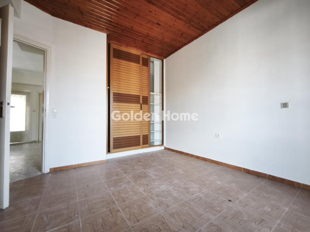 Apartment in Center, Ilion — Photo 10 of 21