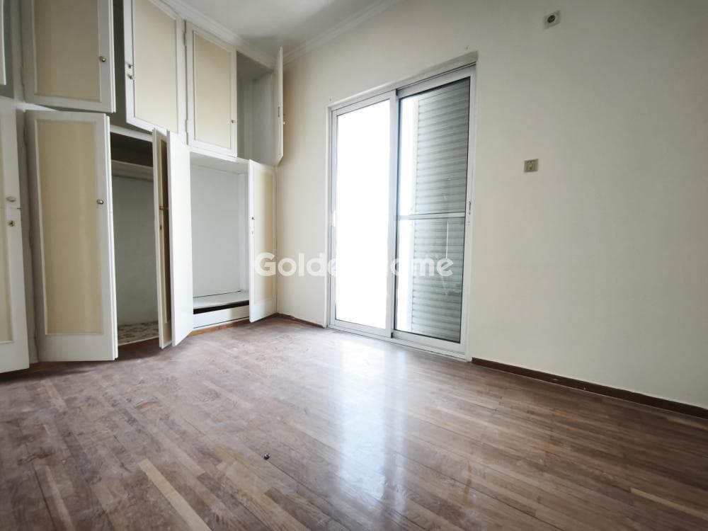 Apartment in Center, Ilion — Photo 13 of 21