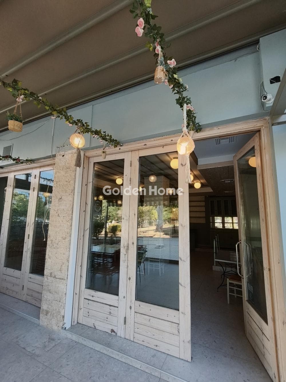 Retail Store in Eleftherias square, Koridallos — Photo 11 of 18