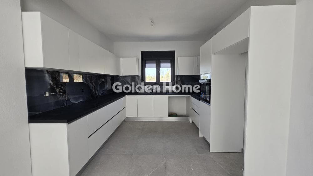House in Plagiari, Mikra — Photo 6 of 25