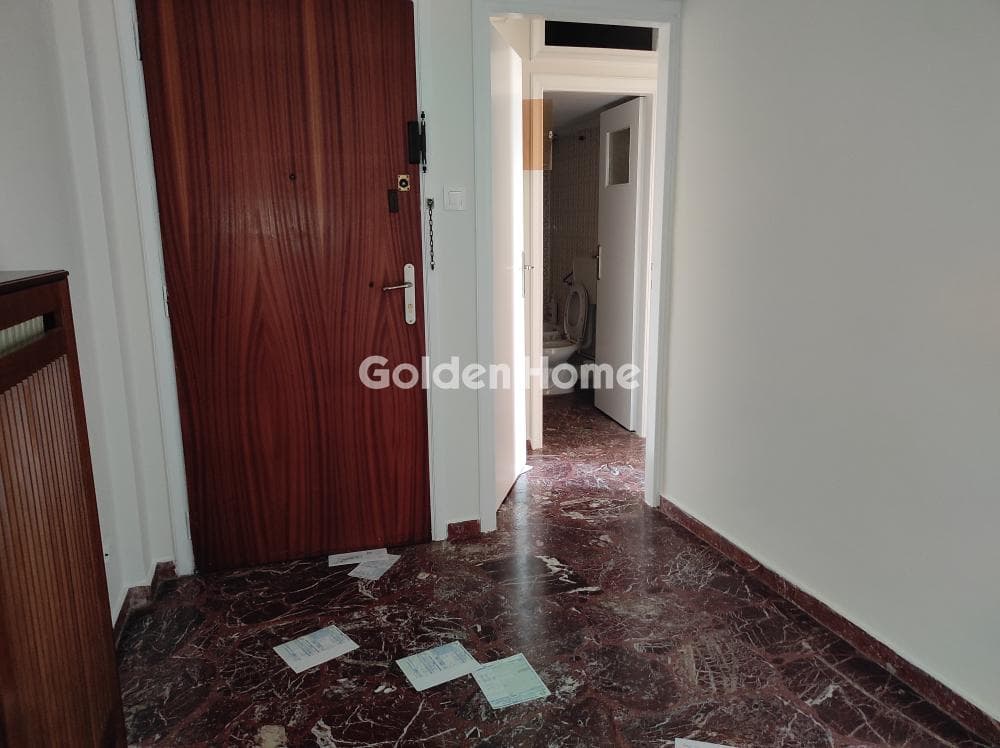 Apartment in Center, Dafni — Photo 9 of 15