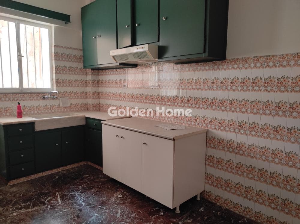 Apartment in Center, Dafni — Photo 7 of 15