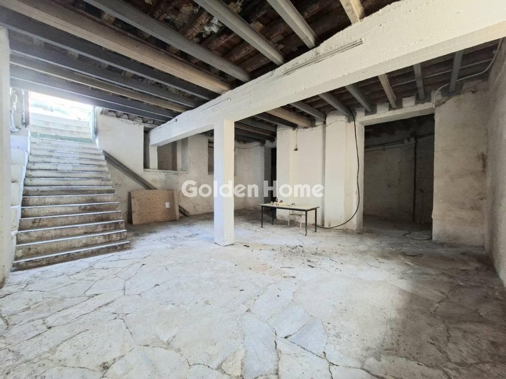 Αποθήκη στην Μοναστηράκι, Ιστορικό Κέντρο — Φωτογραφία 1 από 15