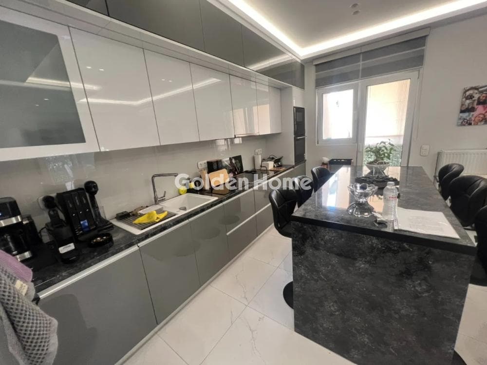 Apartment in Anakasa, Agioi Anargiroi — Photo 1 of 17