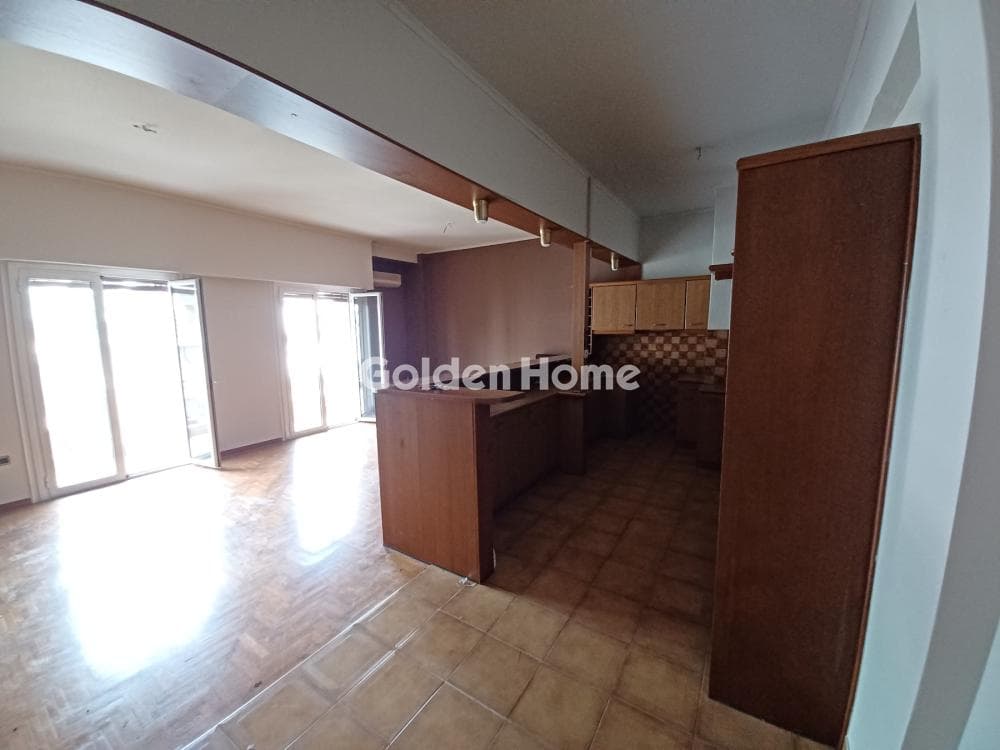 Apartment in Politechnioupoli, Zografou — Photo 5 of 22