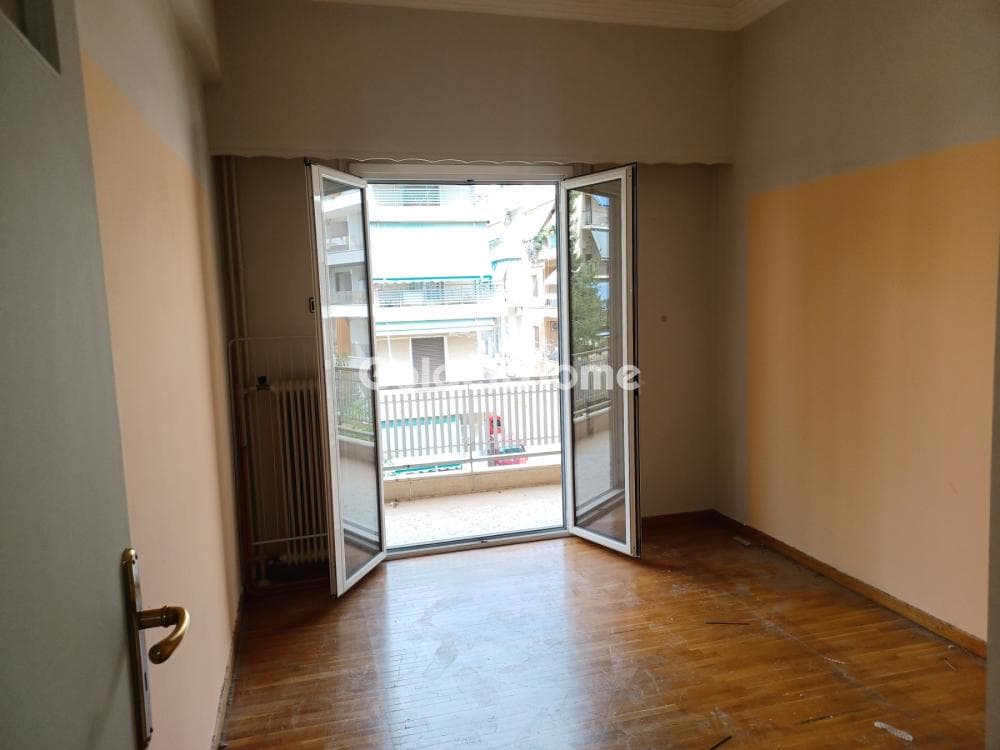 Apartment in Politechnioupoli, Zografou — Photo 9 of 22