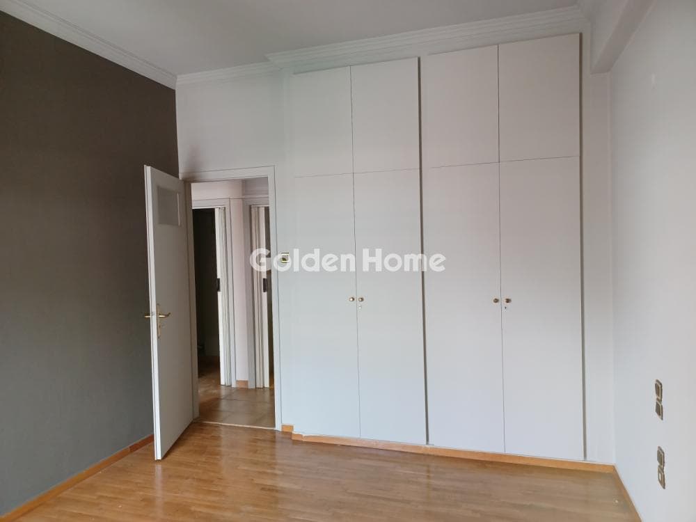 Apartment in Politechnioupoli, Zografou — Photo 17 of 22