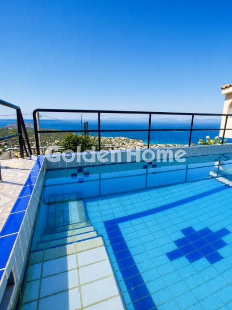 House in Saronida, Saronida — Photo 2 of 27