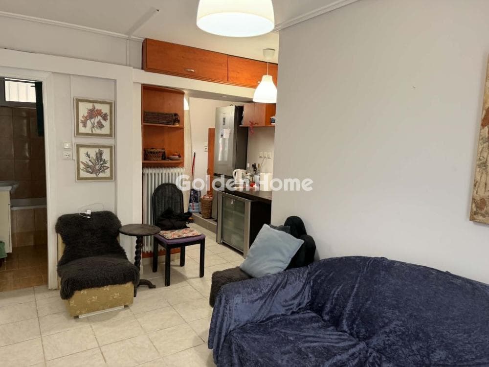 Apartment in Agia Paraskevi, Nea Smyrni — Photo 4 of 18