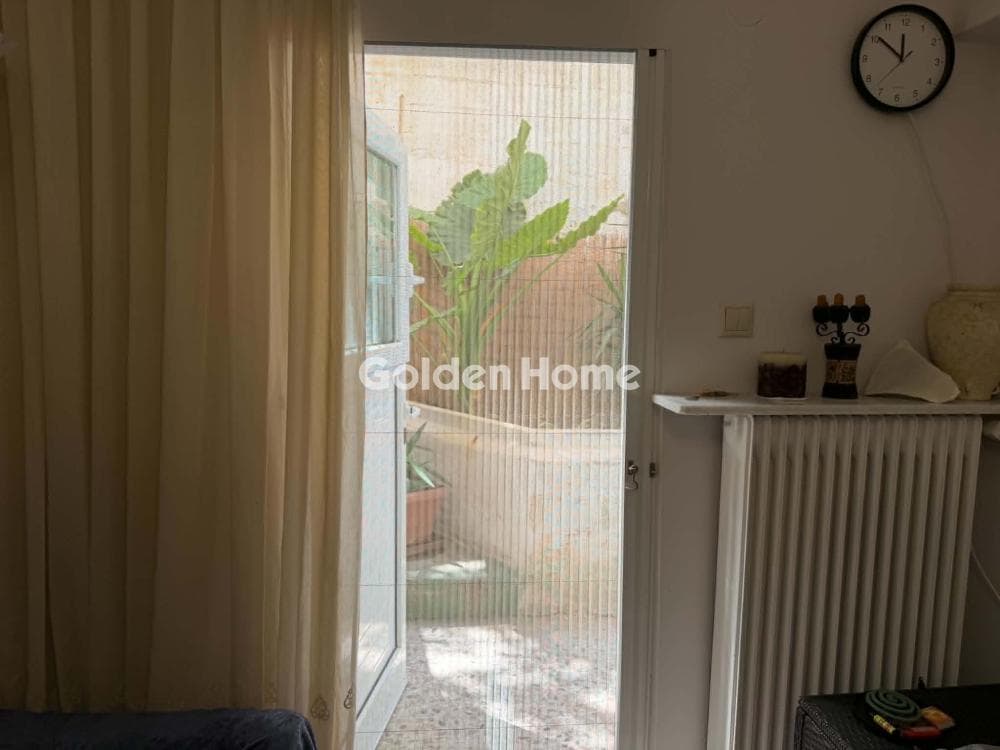 Apartment in Agia Paraskevi, Nea Smyrni — Photo 3 of 18