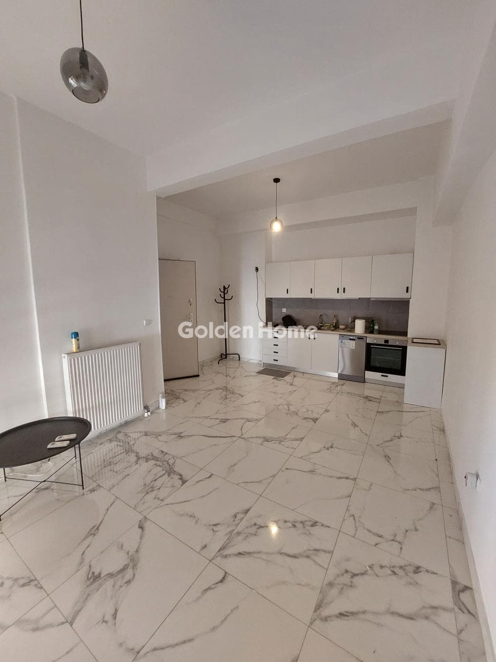 Apartment in Rouf, Tavros — Photo 1 of 9