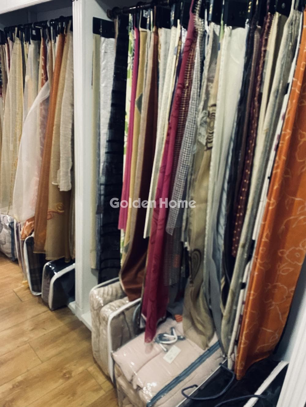 Retail Store in Dafni, Dafni — Photo 3 of 12