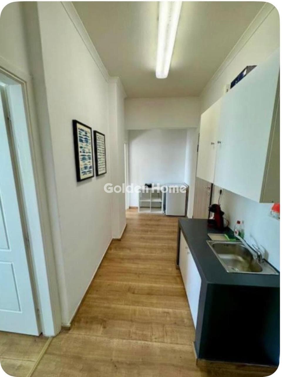 Apartment in Plateia Klafthmonos, Kentro — Photo 3 of 8