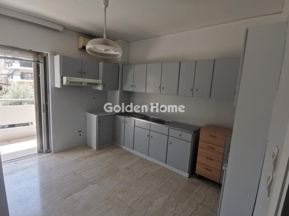 Apartment in Ampelakia, Alimos — Photo 8 of 11