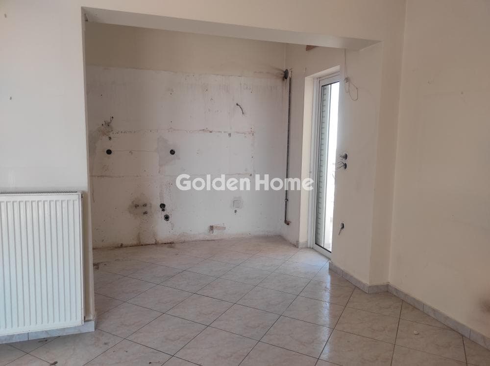 Apartment in Palatiani, Ilion — Photo 2 of 16