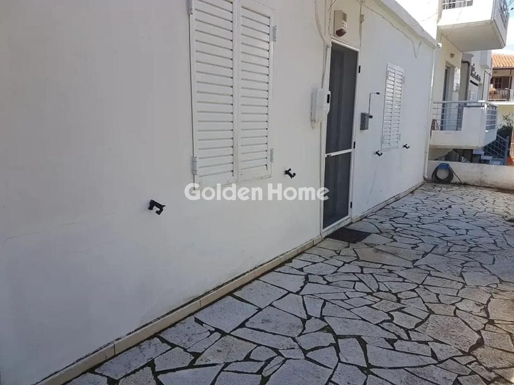 House in Aktaio, Rio — Photo 2 of 2