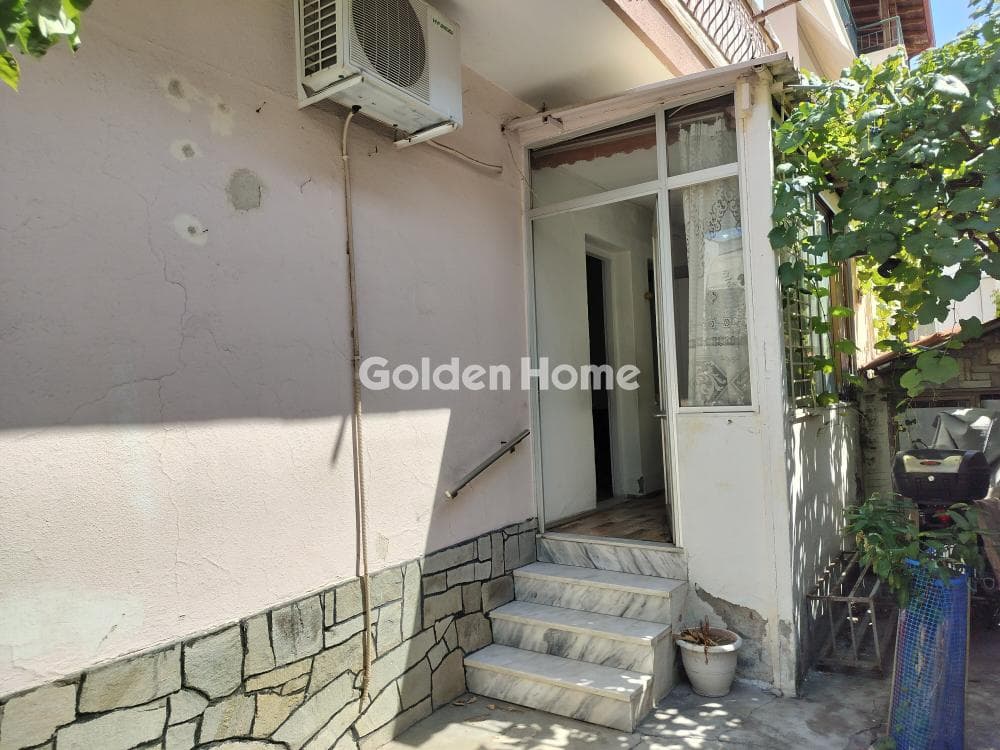 Apartment in Kato Ilioupoli, Evosmos — Photo 1 of 21