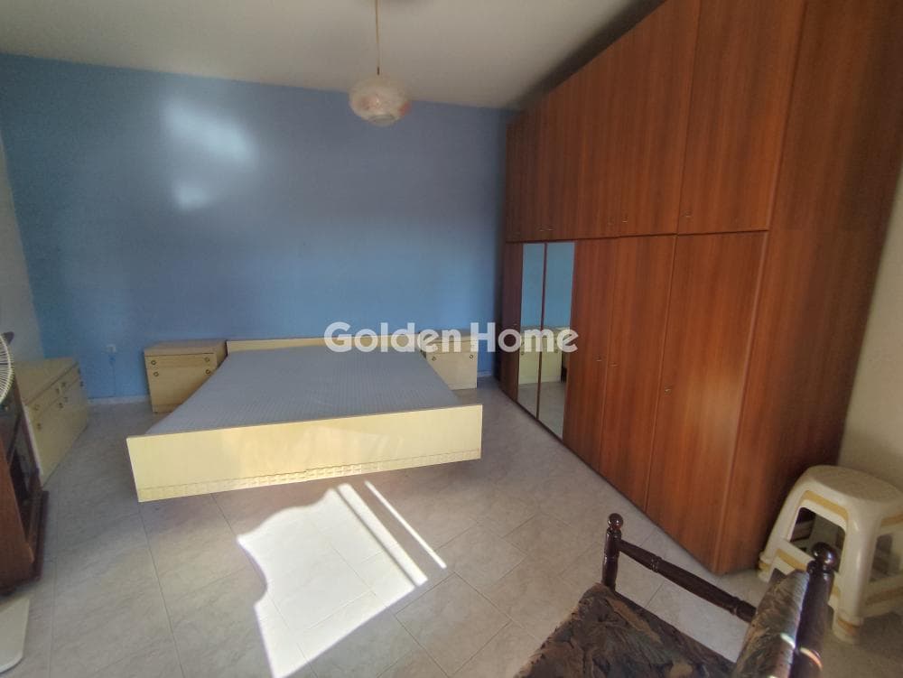 Apartment in Agia Paraskevi, Agioi Anargiroi — Photo 4 of 28