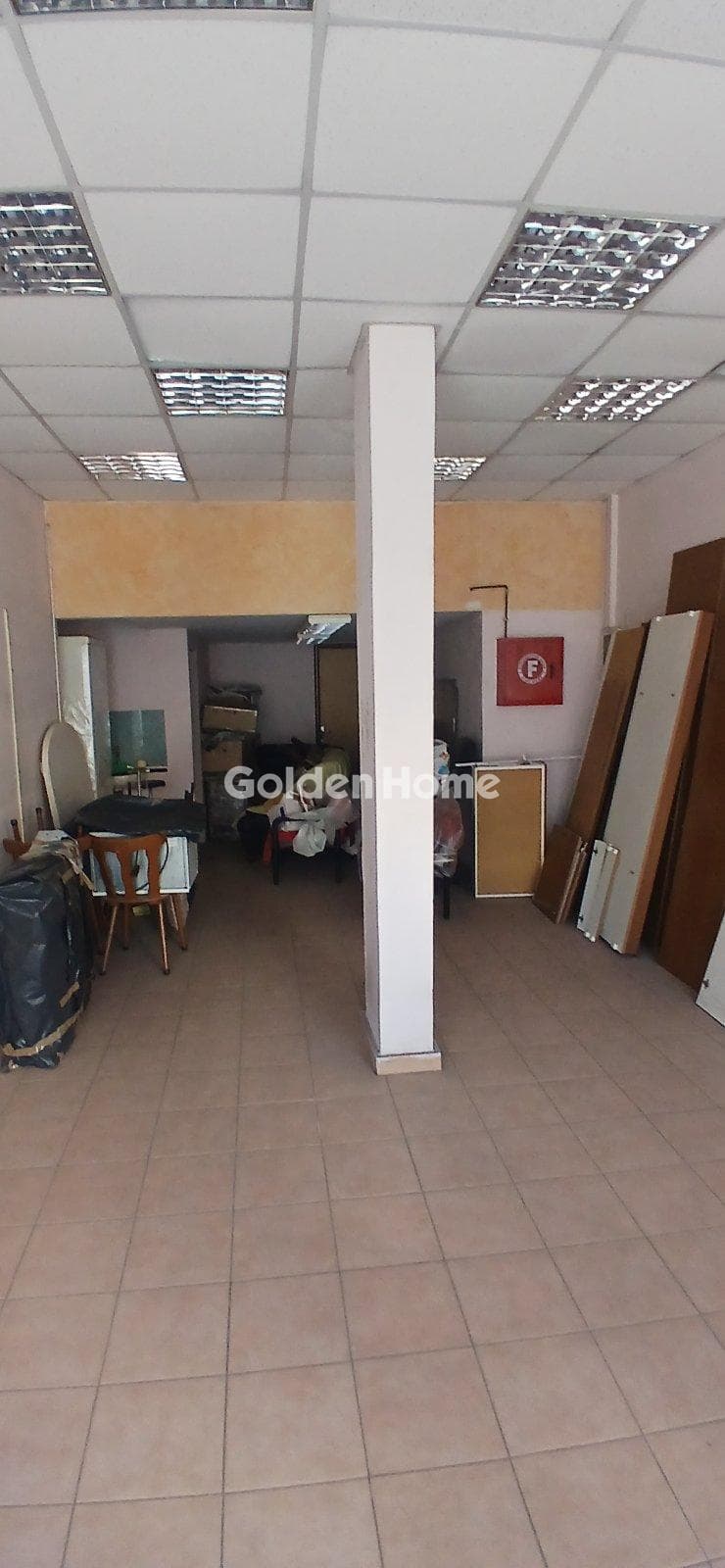 Retail Store in Anthokipoi, Stavroupoli — Photo 2 of 7