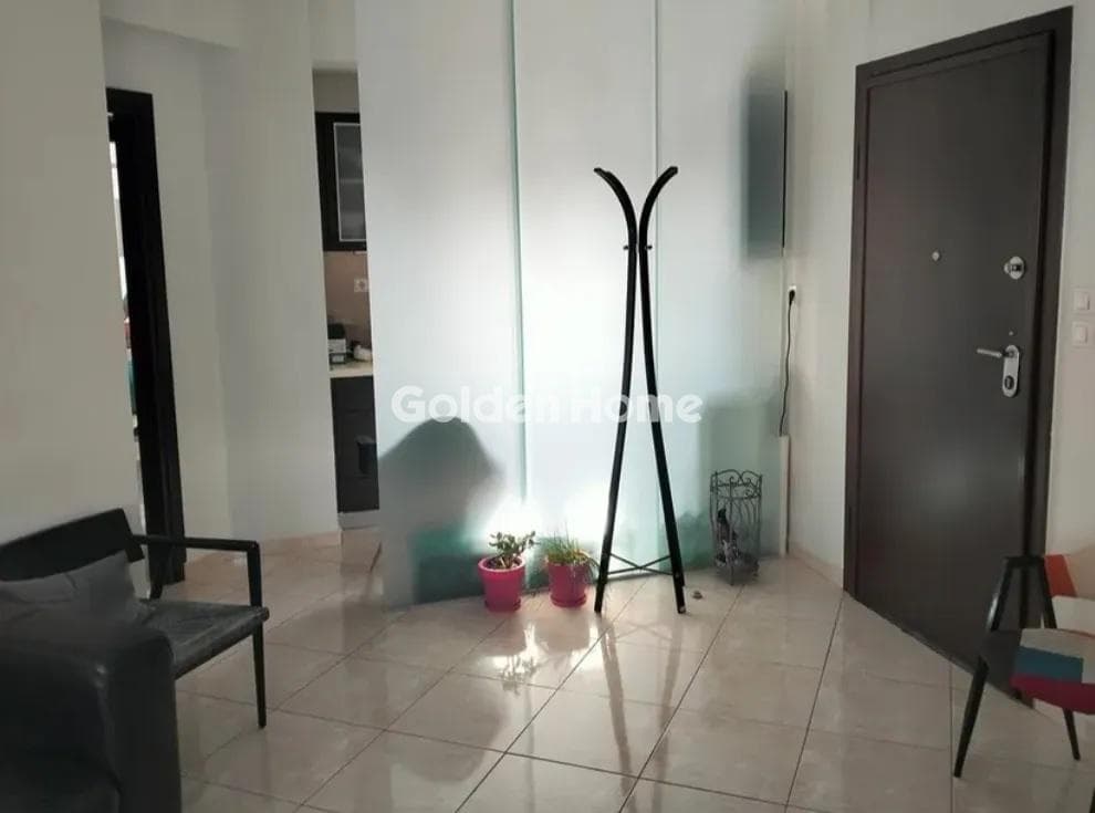 Apartment in Center, Evosmos — Photo 1 of 7