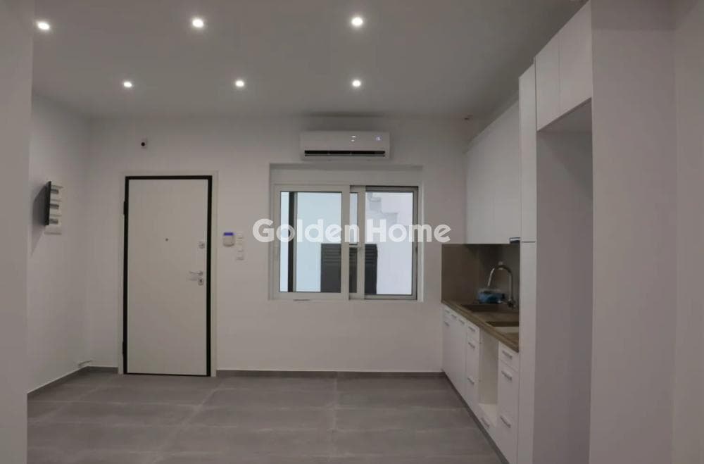 Apartment in Astythea, Chaidari — Photo 1 of 13
