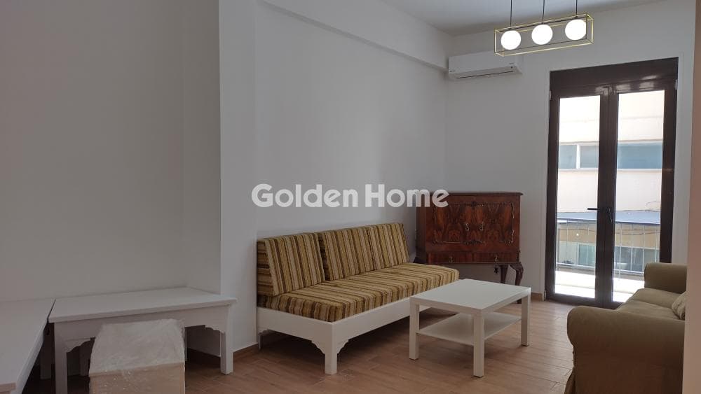 Apartment in Rouf, Tavros — Photo 2 of 28
