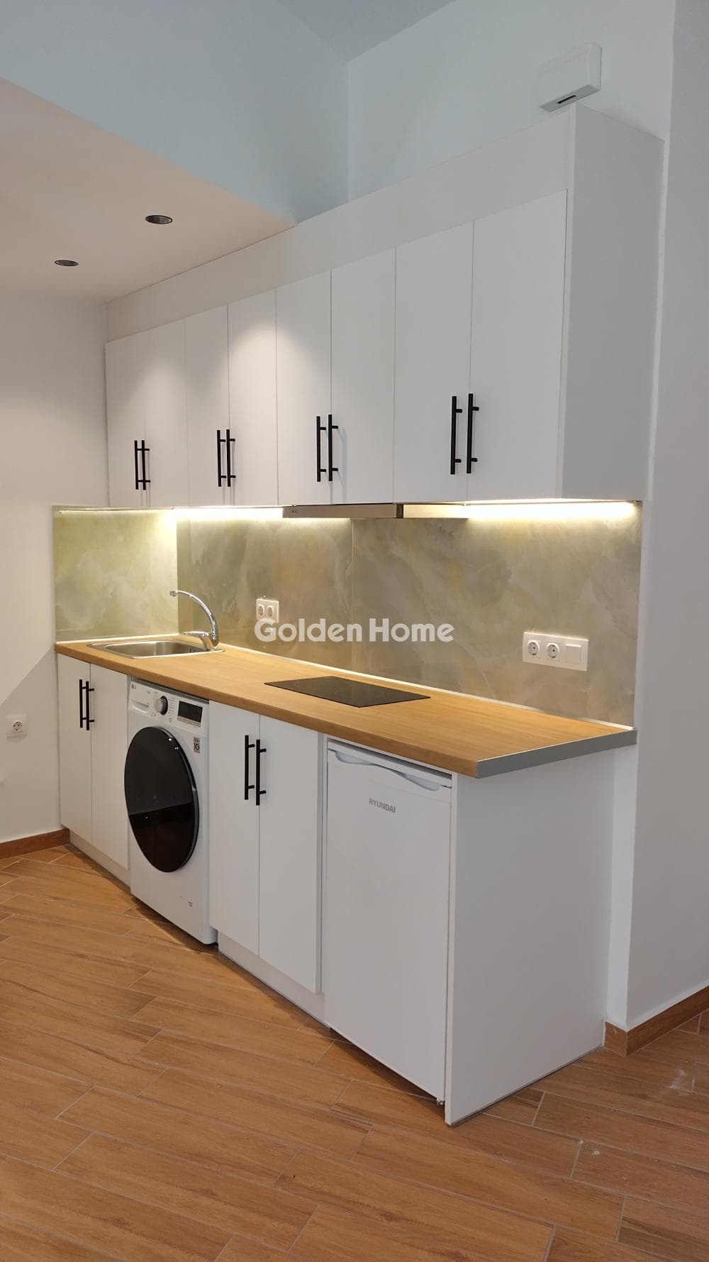 Apartment in Rouf, Tavros — Photo 6 of 28