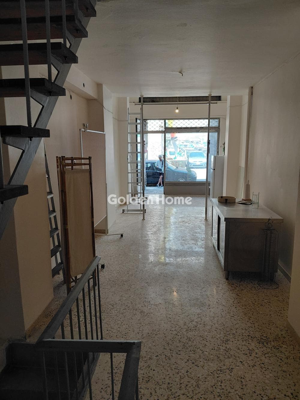 Retail Store in Exarcheia, Exarchia - Neapoli — Photo 3 of 14