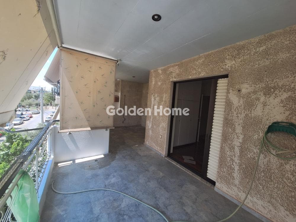 Apartment in Zoodochos Pigi, Vironas — Photo 2 of 16