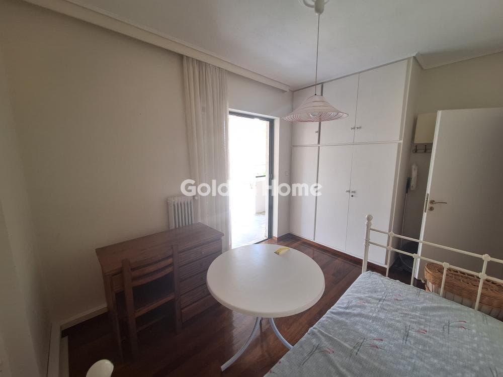 Apartment in Zoodochos Pigi, Vironas — Photo 12 of 16